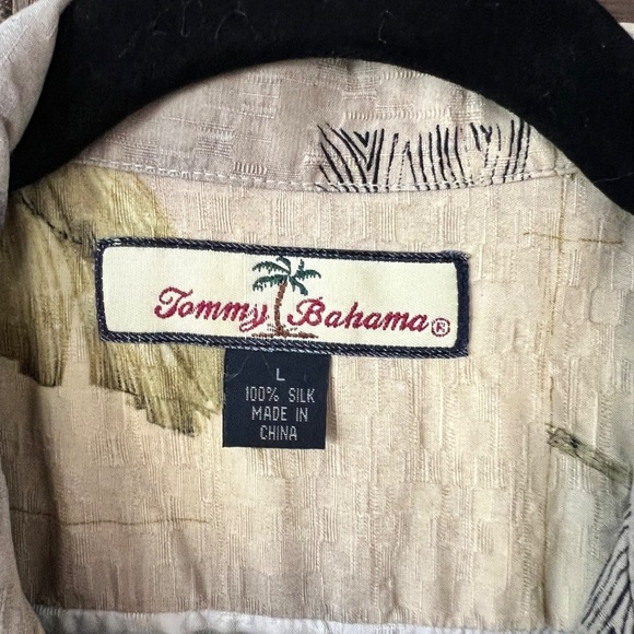 Tommy Bahama Silk Palm Tree Button Up Short Sleeve Hawaiian Shirt Size L EUC - Picture 3 of 5
